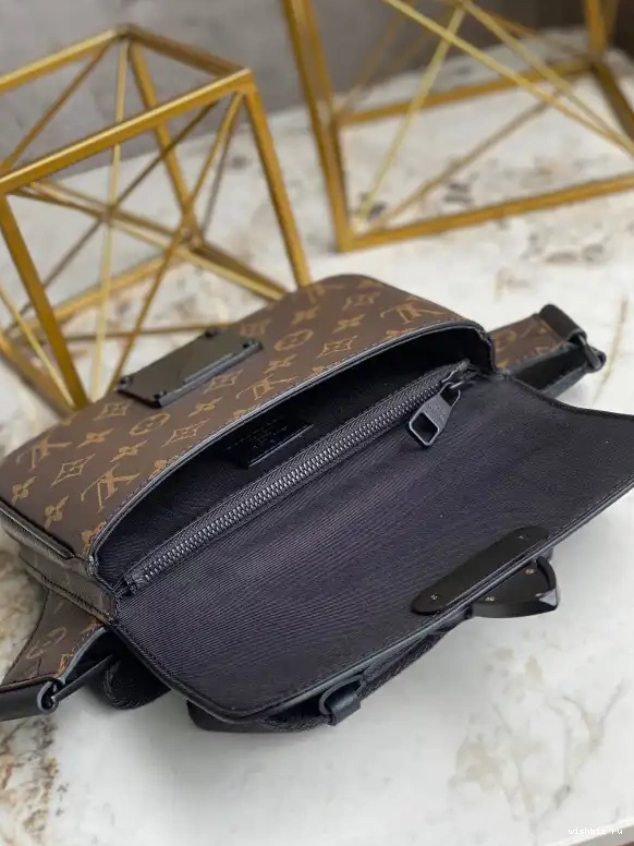 WIS SLING LOCK BAG S VUITTON LOUIS 0526